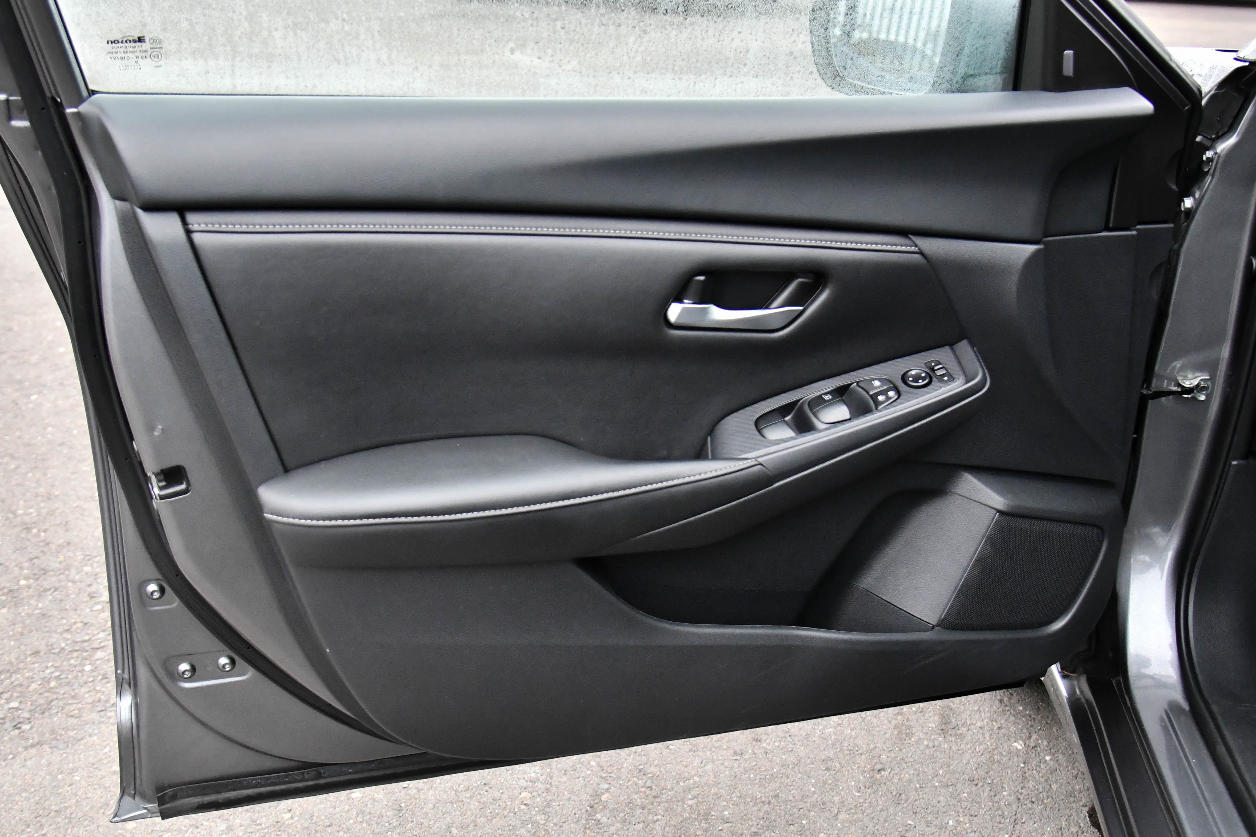 Used 2024 Nissan Sentra SV image 13