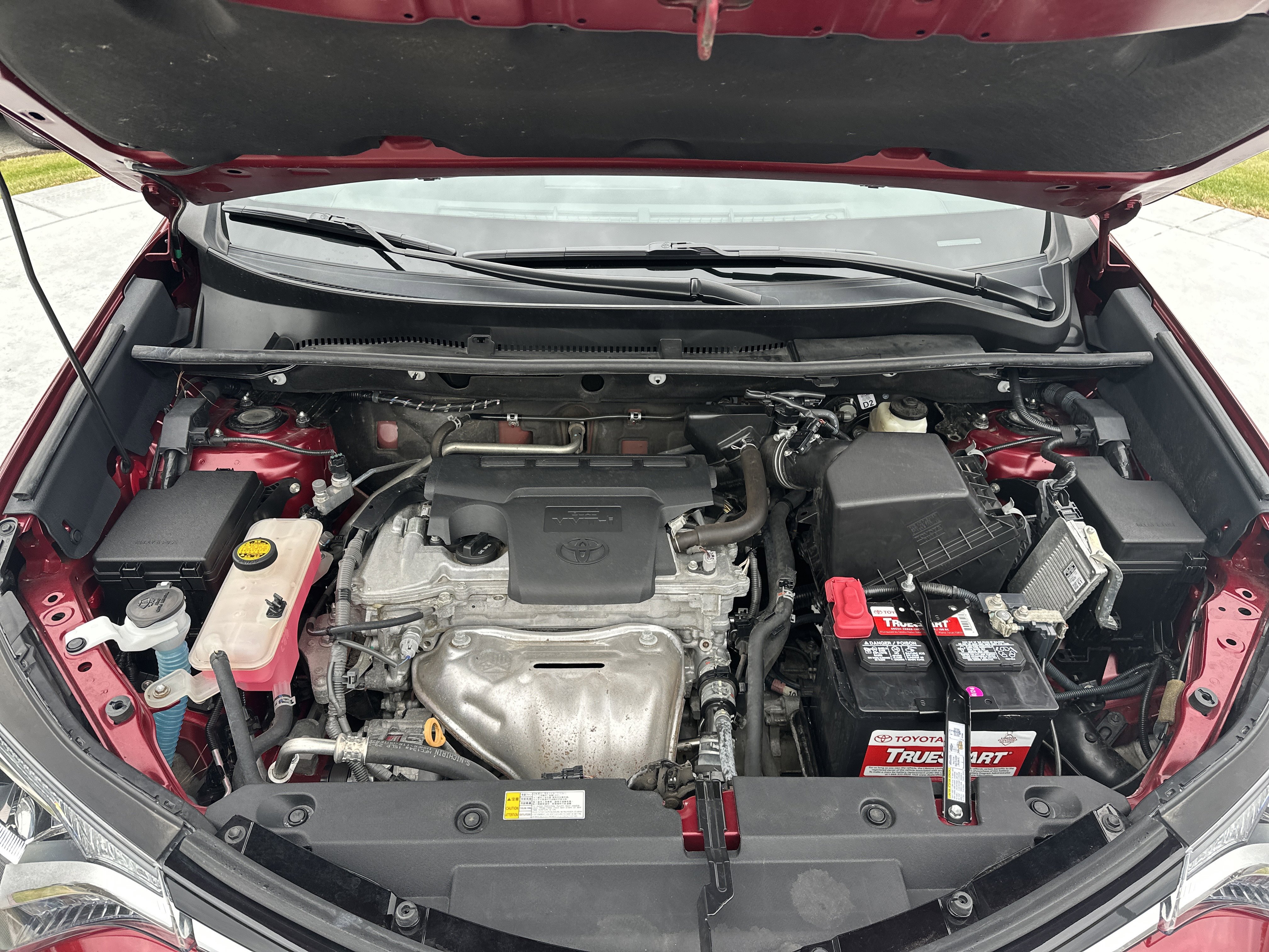 Used 2018 Toyota RAV4 XLE image 34