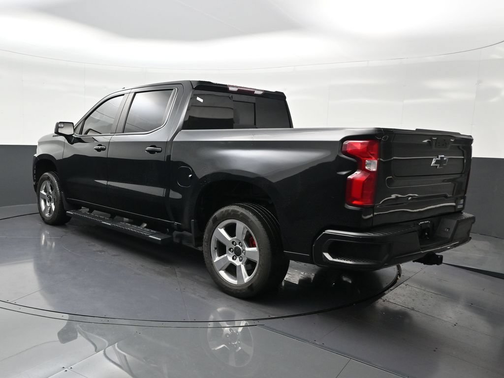 Used 2021 Chevrolet Silverado 1500 RST w/ Convenience Package II RWD image 3