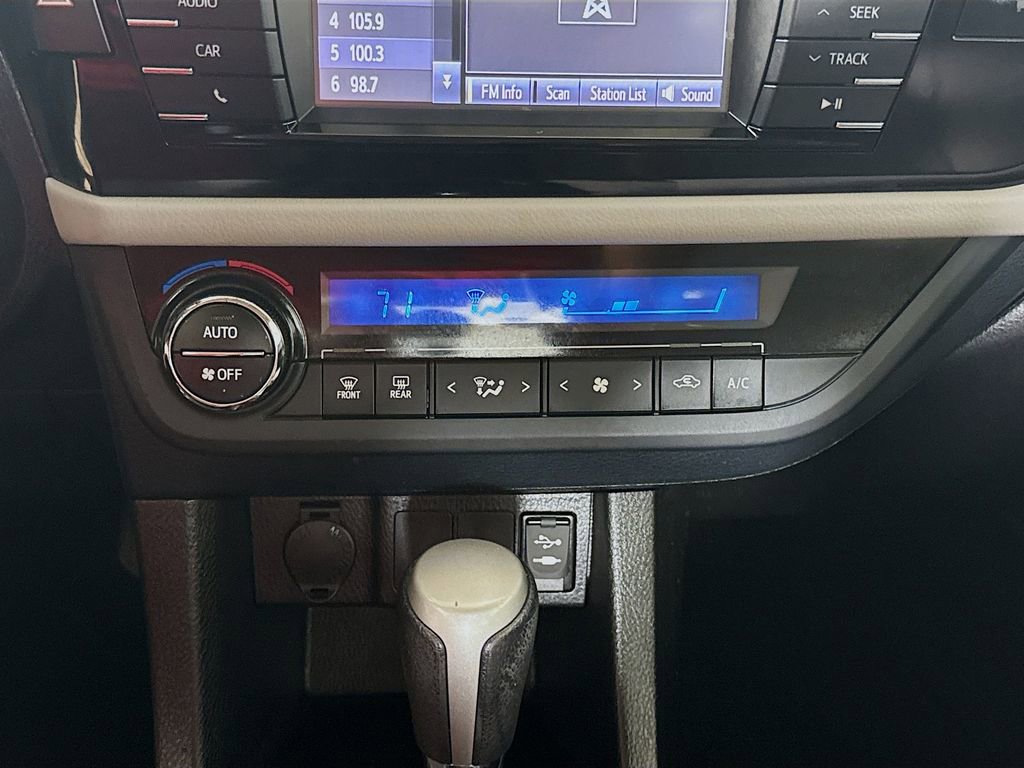Certified 2016 Toyota Corolla LE FWD image 15