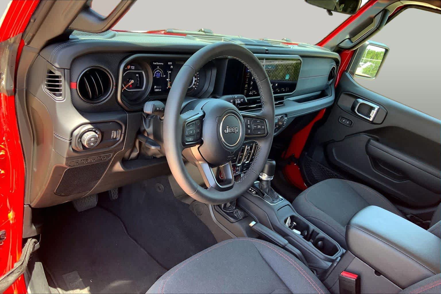 Used 2026 Jeep Gladiator Rubicon AWD/4WD image 17