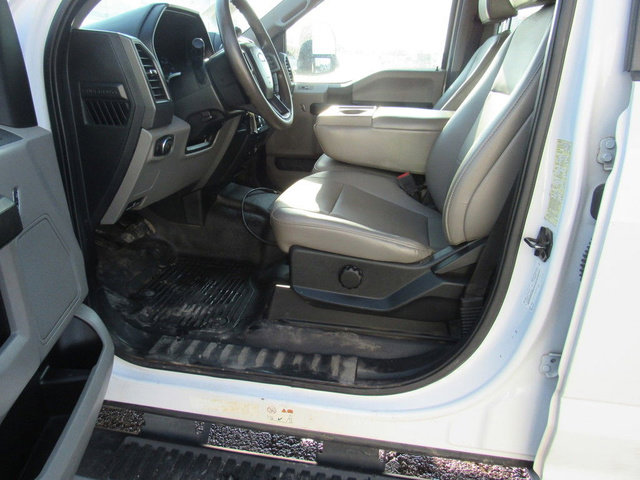 Used 2021 Ford F450 XL w/ Power Equipment Group image 27