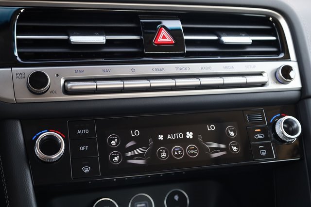 New 2026 Genesis G70 2.5T Prestige image 21