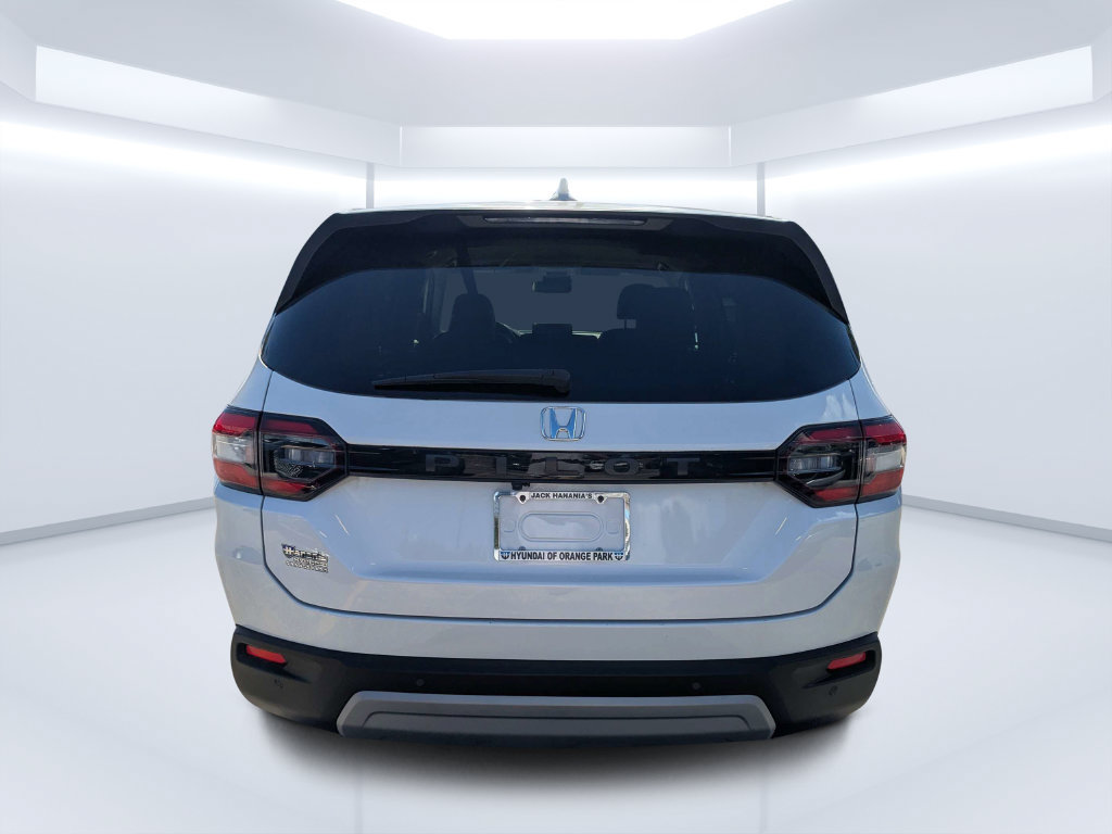 Used 2025 Honda Pilot EX-L image 5