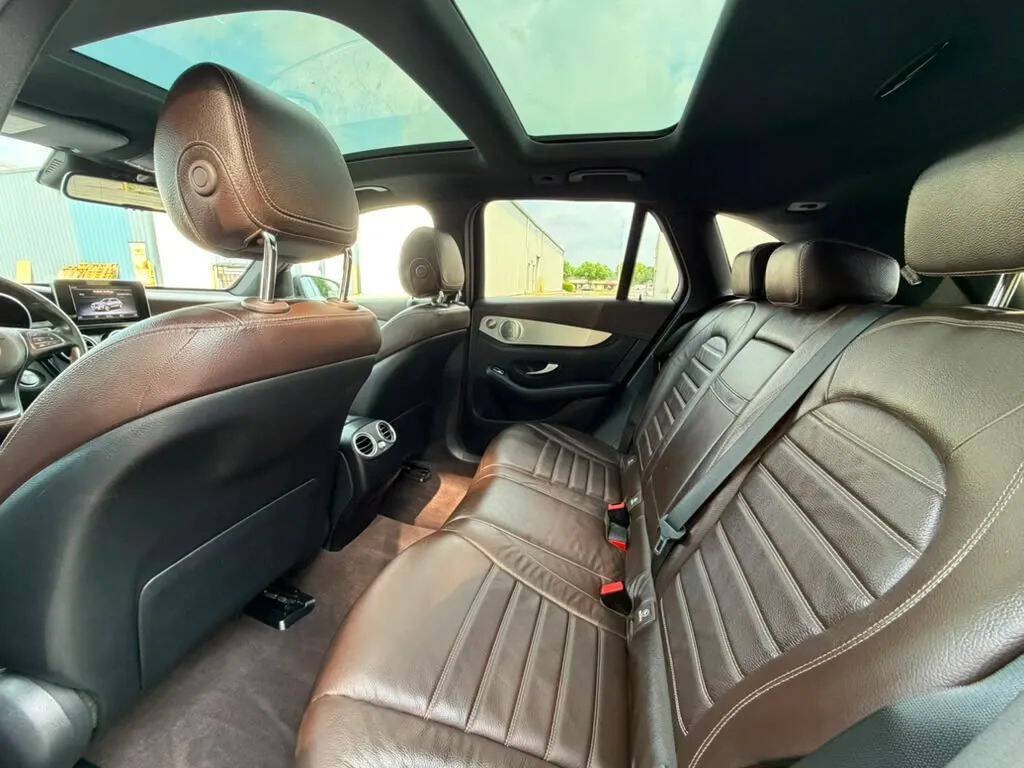 Used 2019 Mercedes-Benz GLC 43 AMG 4MATIC image 12