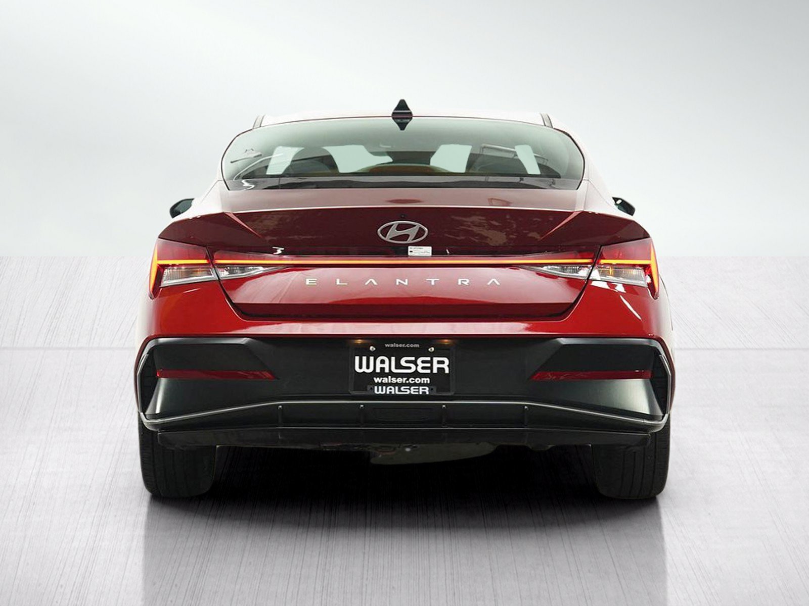 Used 2025 Hyundai Elantra SEL FWD image 4
