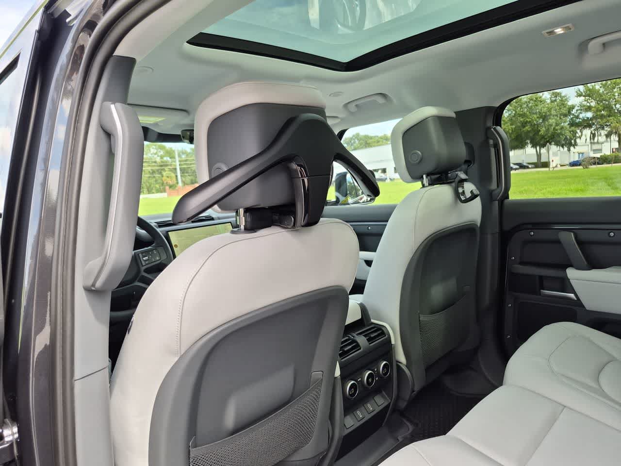 New 2026 Land Rover Defender 110 S AWD/4WD image 19