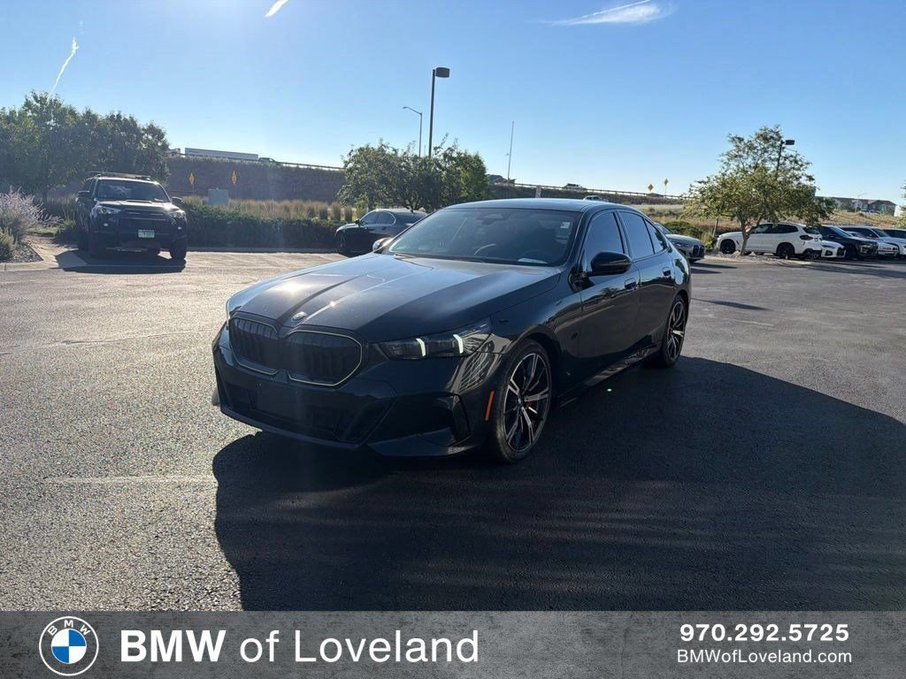 Used 2024 BMW 540i xDrive w/ Premium Package AWD/4WD image 1