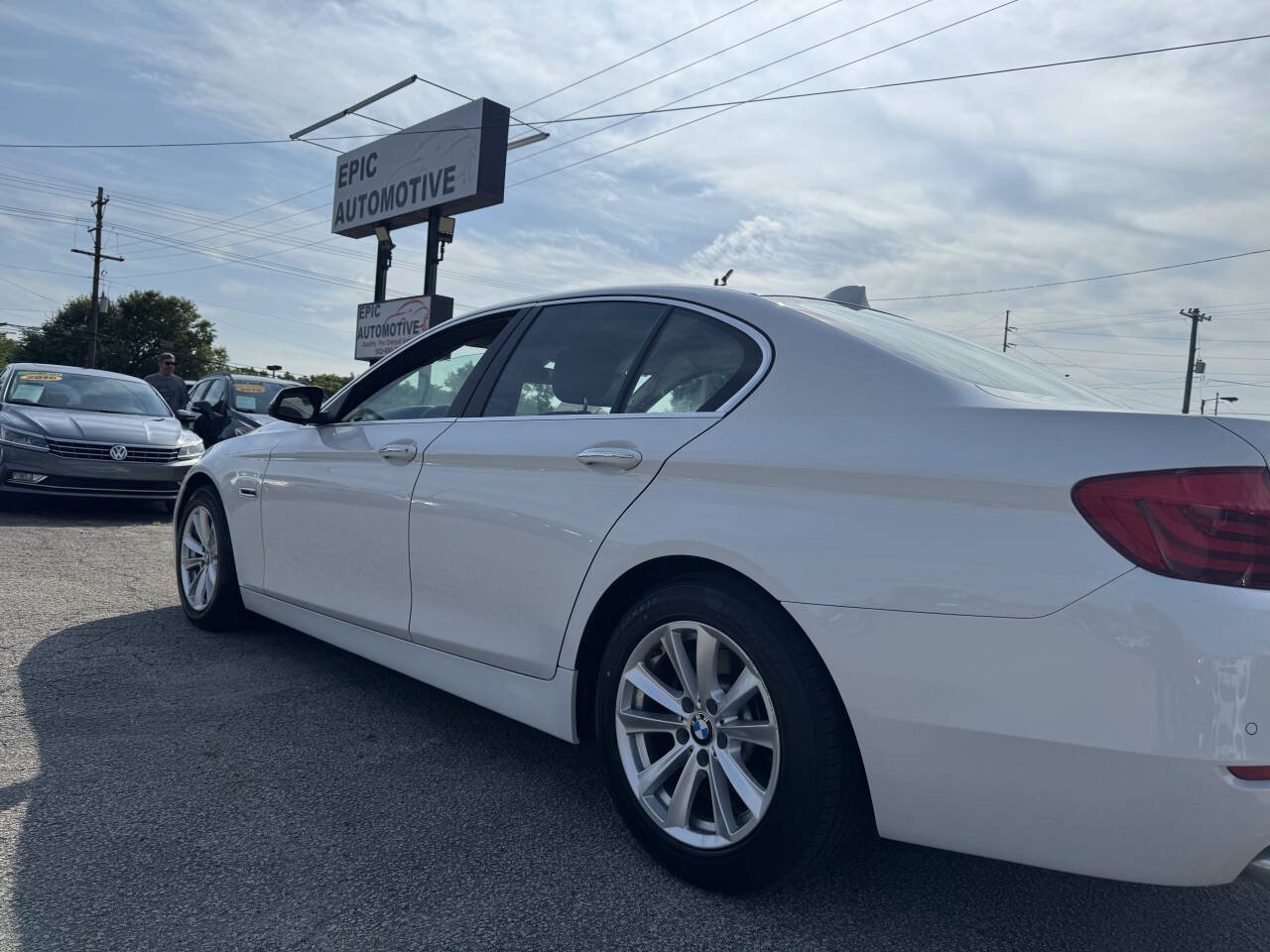 Used 2016 BMW 528i xDrive Sedan AWD/4WD image 8