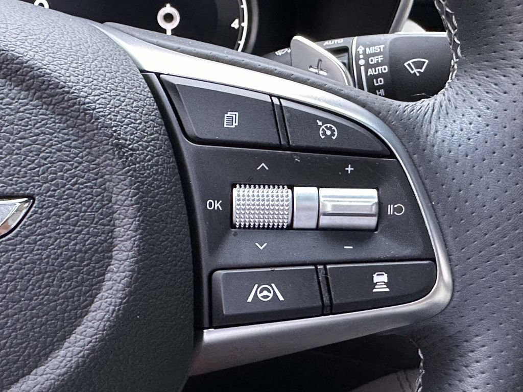 Used 2023 Genesis G70 2.0T w/ Sport Prestige Package AWD/4WD image 27