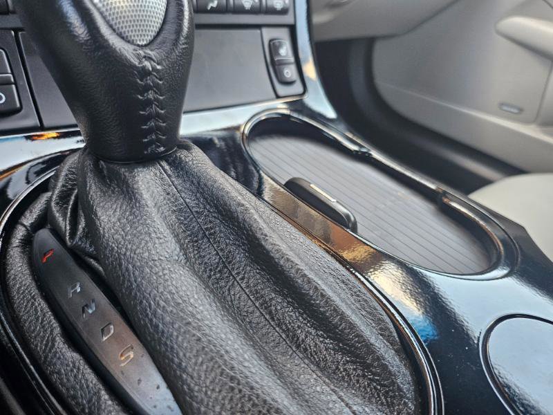 Used 2006 Chevrolet Corvette Coupe w/ Preferred Equipment Group image 61