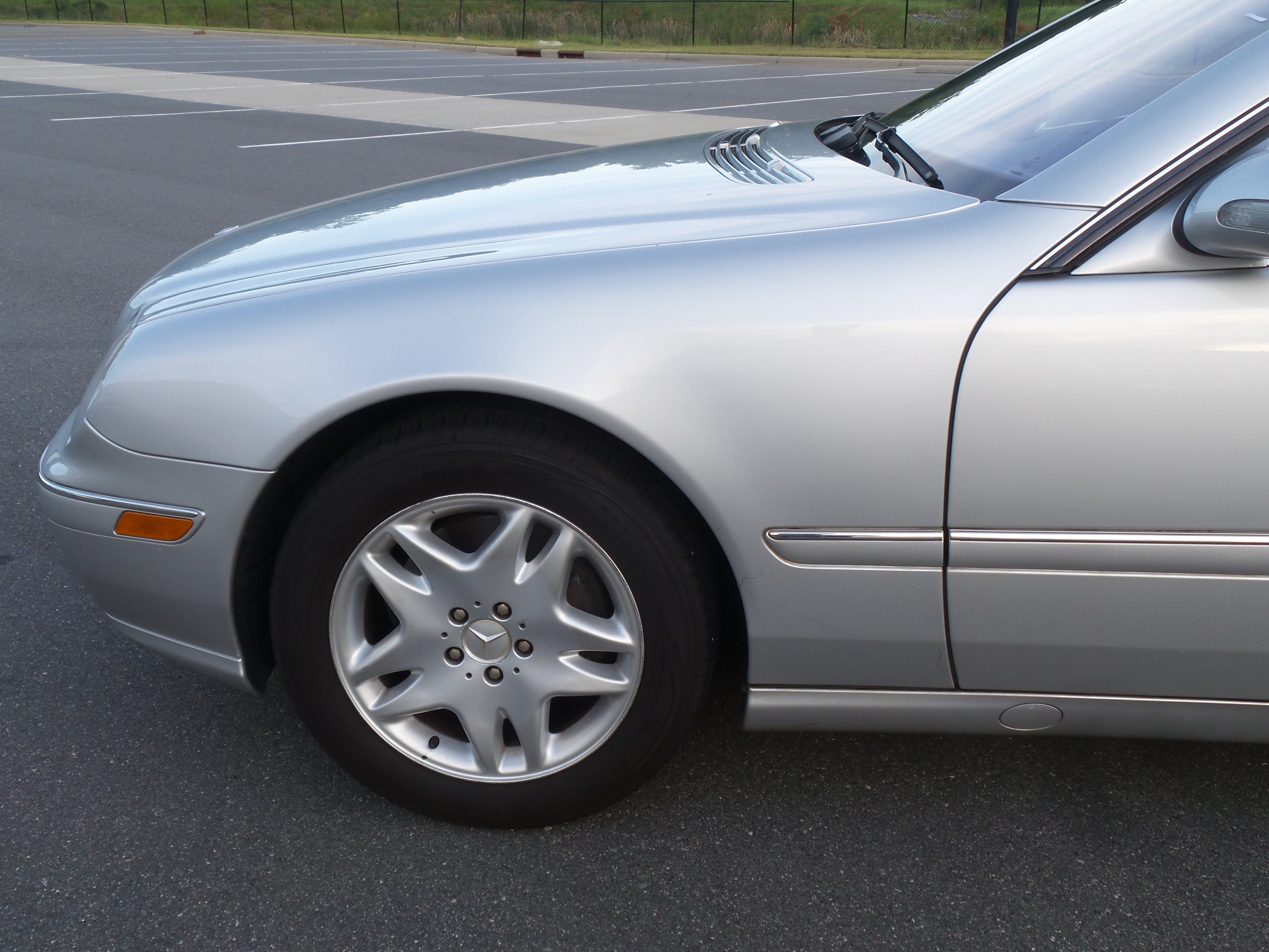 Used 2001 Mercedes-Benz CL 500 image 16