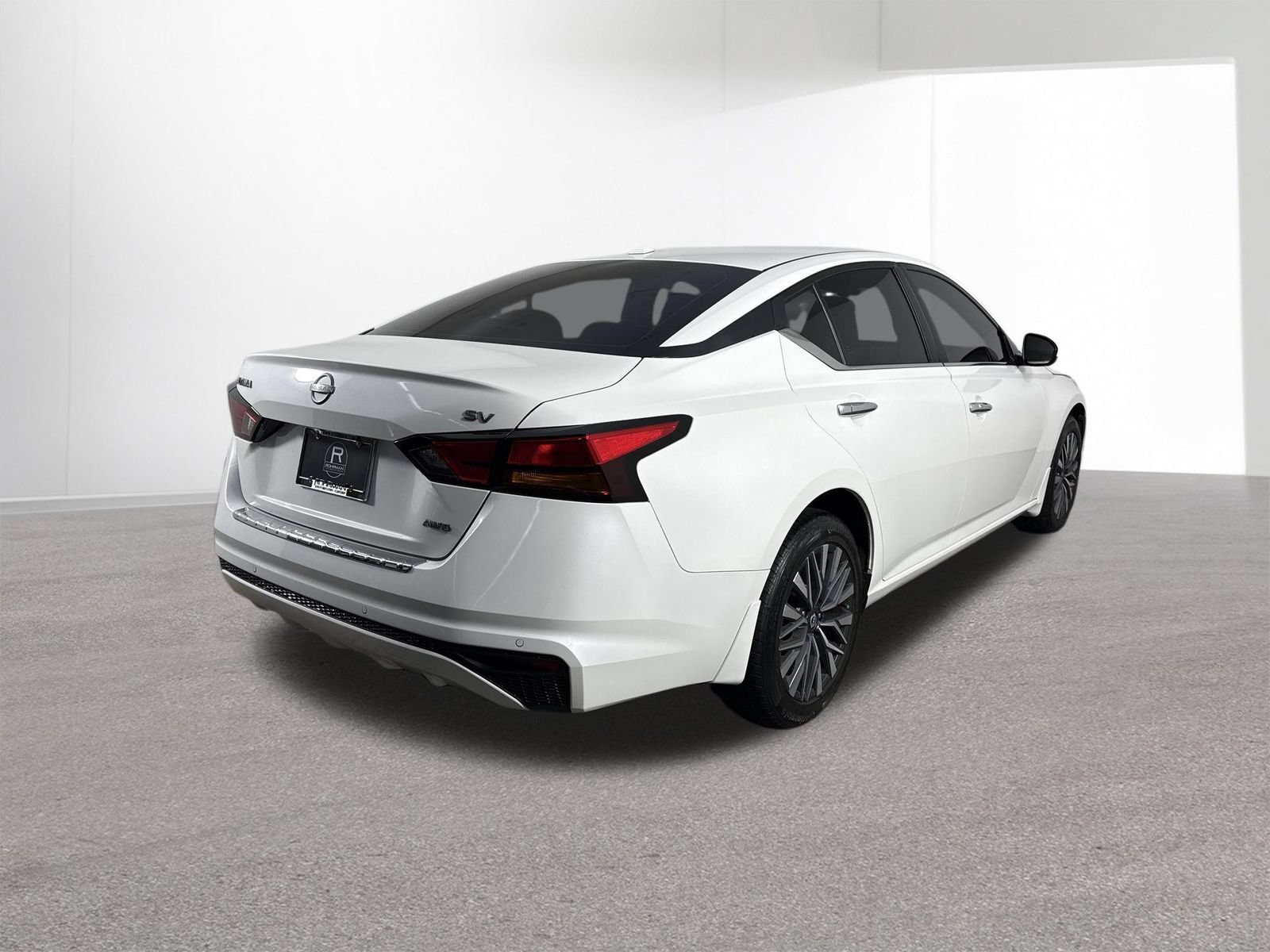 Used 2023 Nissan Altima 2.5 SV AWD/4WD image 33