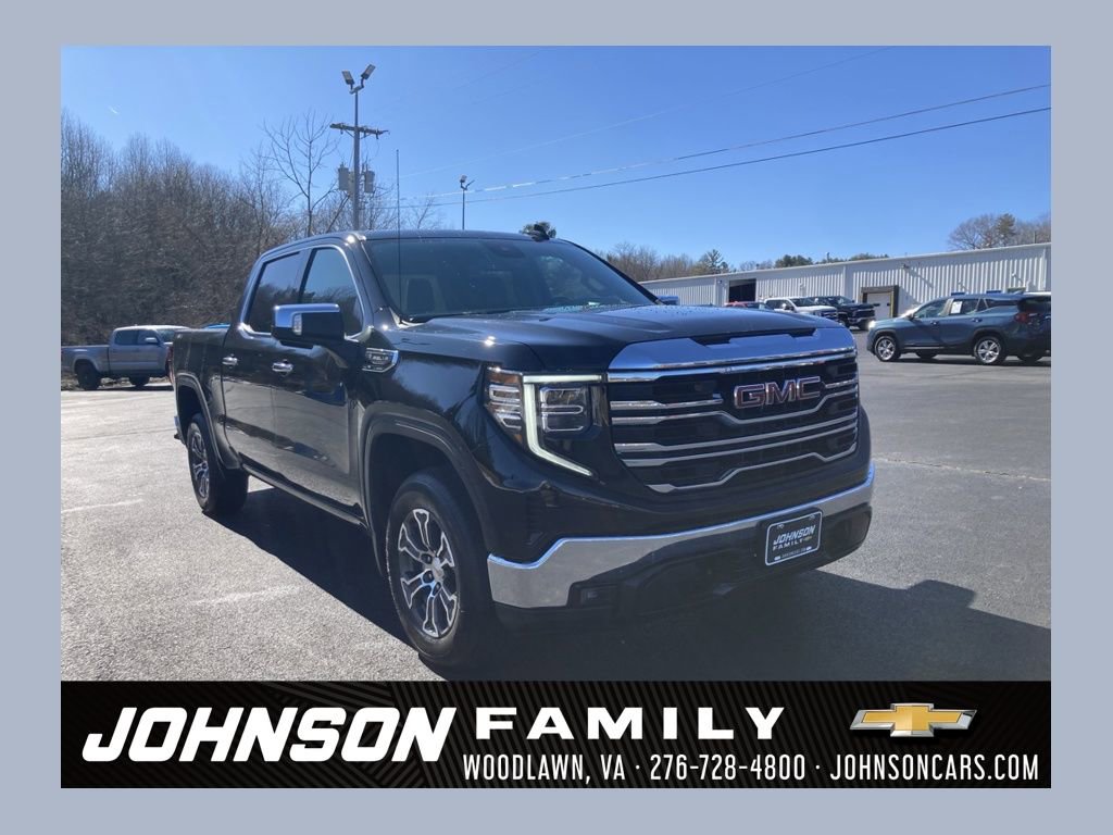 Used 2024 GMC Sierra 1500 SLT image 1