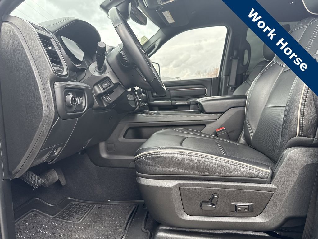 Used 2024 RAM 3500 Limited image 12