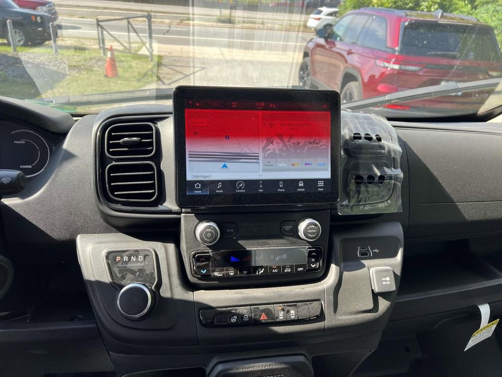 New 2024 RAM ProMaster 3500 w/ Delivery Van Package image 21