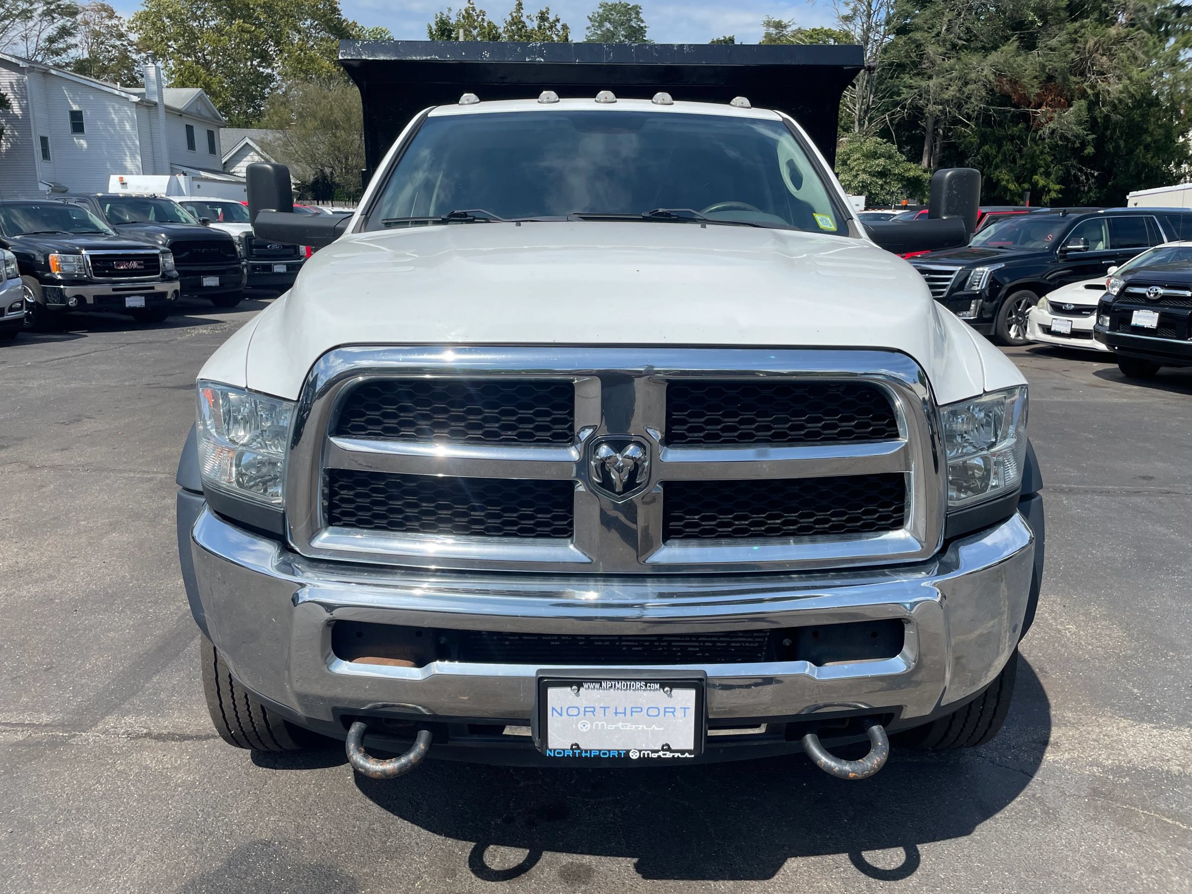Used 2018 RAM 5500 Tradesman w/ Power & Remote Entry Group AWD/4WD image 8