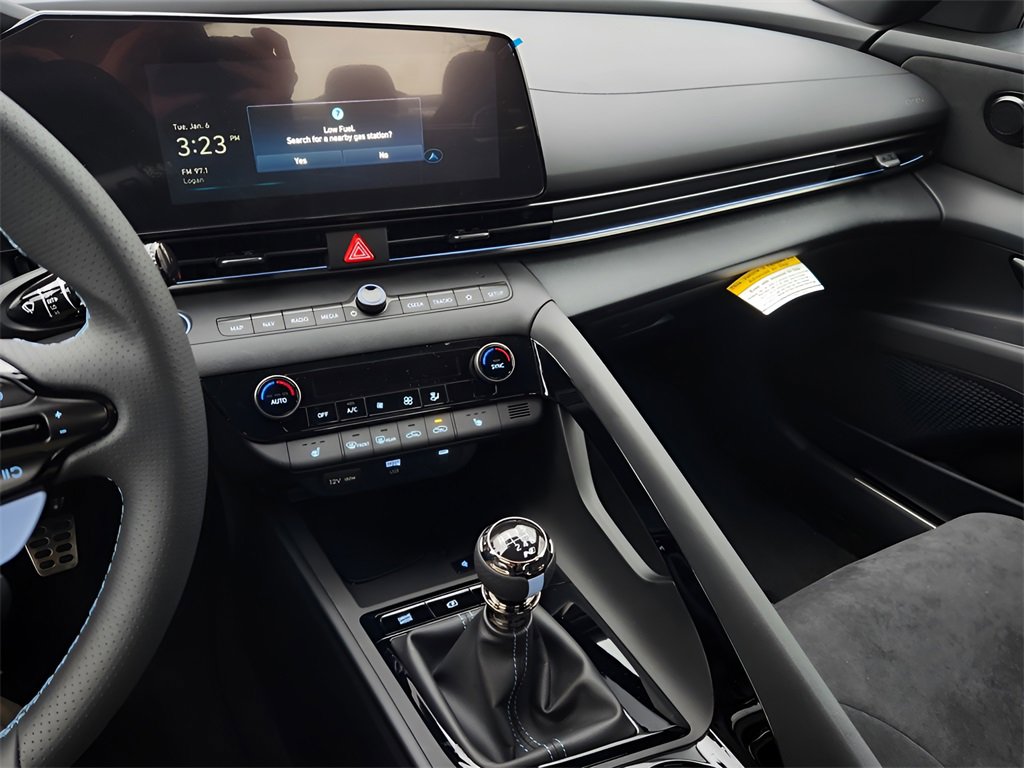 New 2025 Hyundai Elantra N image 17