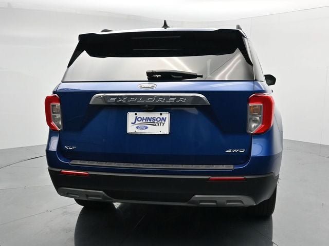 Used 2022 Ford Explorer XLT w/ Equipment Group 202A AWD/4WD image 7