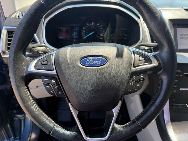 Used 2019 Ford Edge Titanium w/ Cold Weather Package image 17
