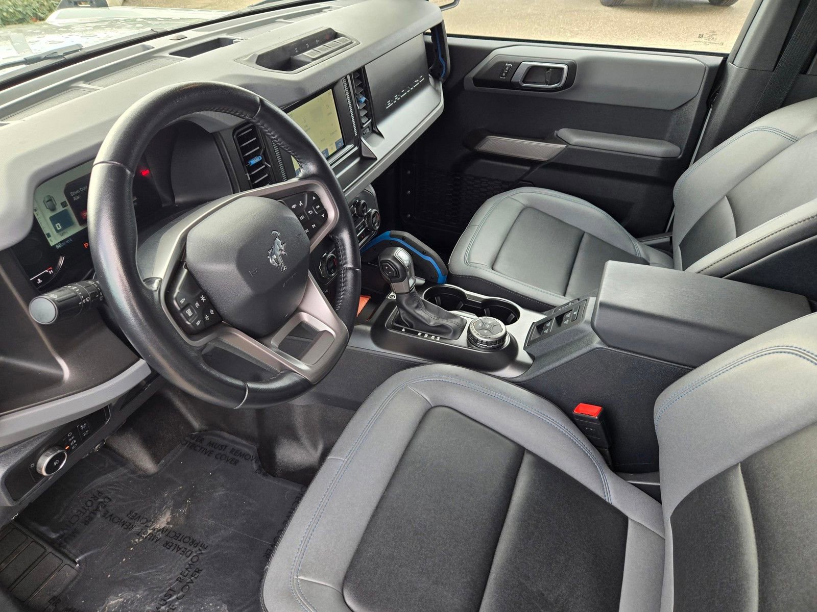 Used 2023 Ford Bronco Black Diamond image 14