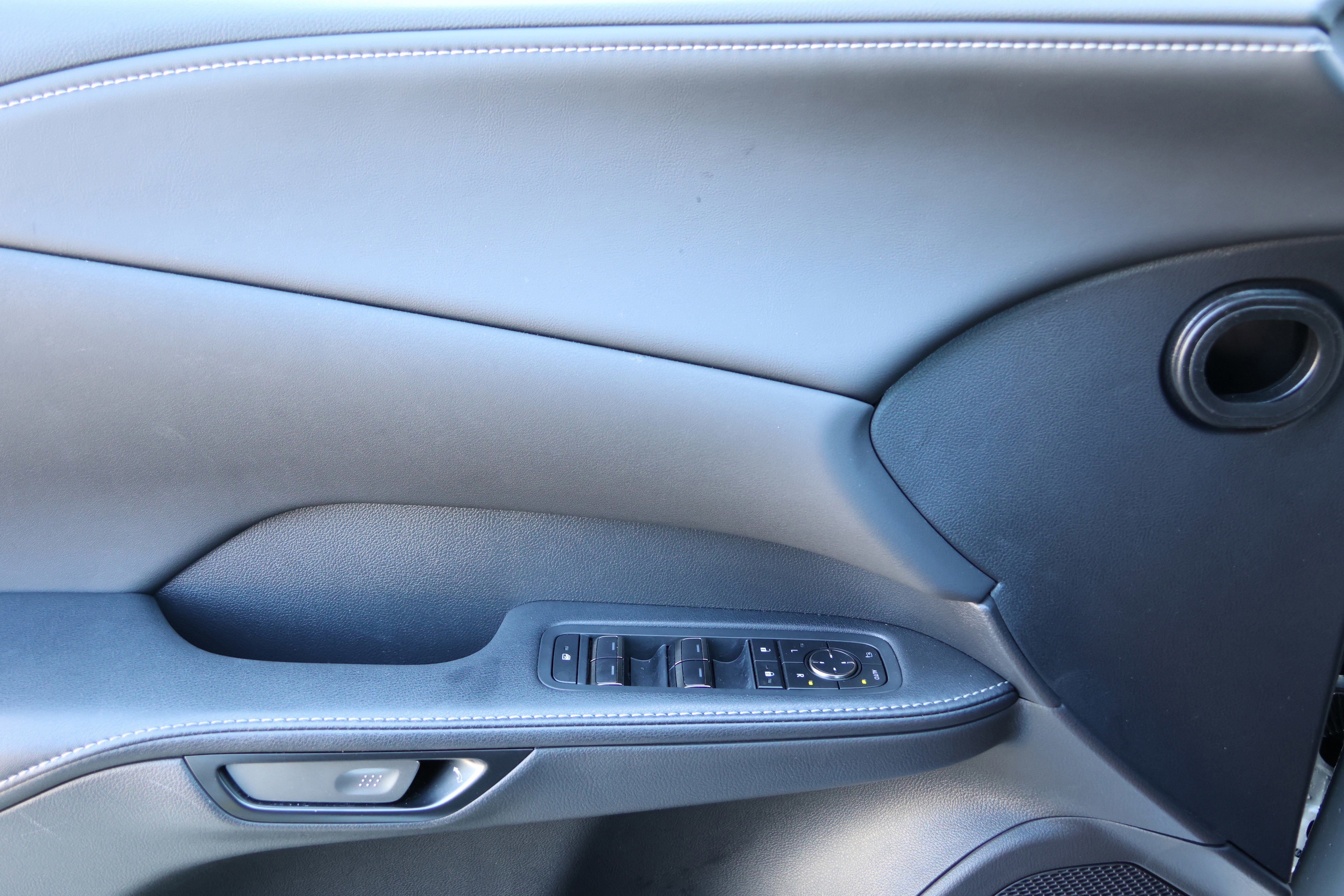 Used 2025 Lexus RX 350 Premium w/ Accessory Package (Z1) image 12