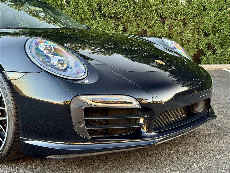 Used 2015 Porsche 911 Turbo S w/ High-end Infotainment Package AWD/4WD image 32