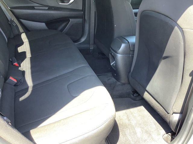 Used 2024 Hyundai Elantra Blue FWD image 24