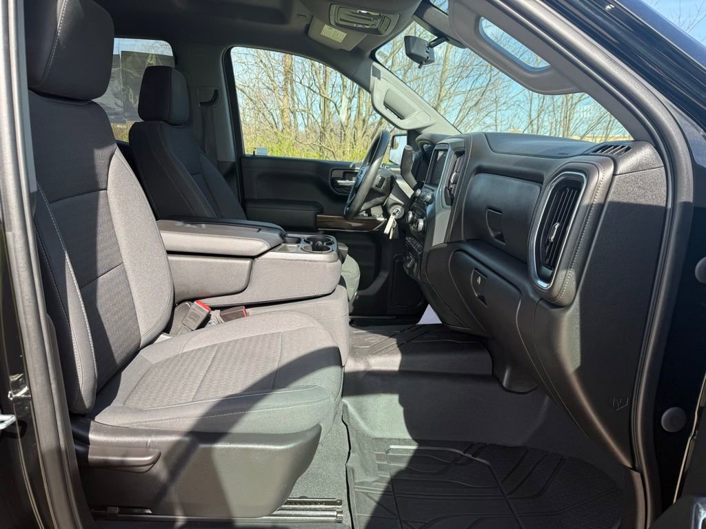 Used 2020 Chevrolet Silverado 1500 LT w/ Trailering Package image 19