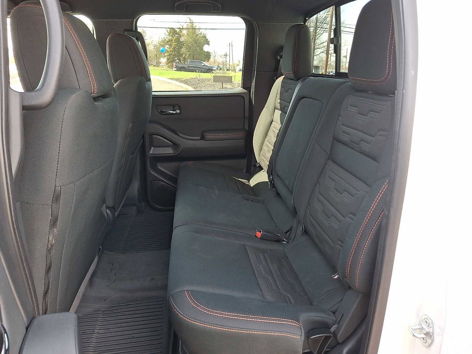 Used 2024 Nissan Frontier PRO-4X w/ Off-Road Protection Package image 9