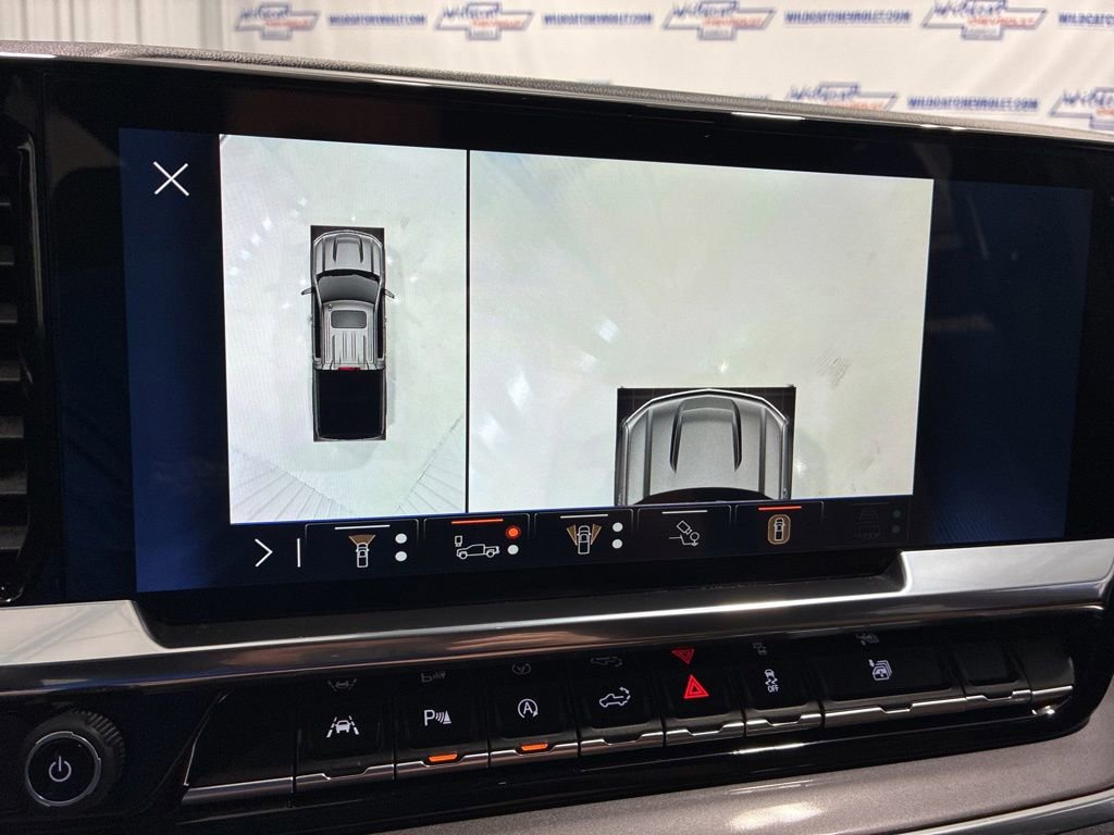 Used 2025 Chevrolet Silverado 1500 High Country w/ Technology Package image 40