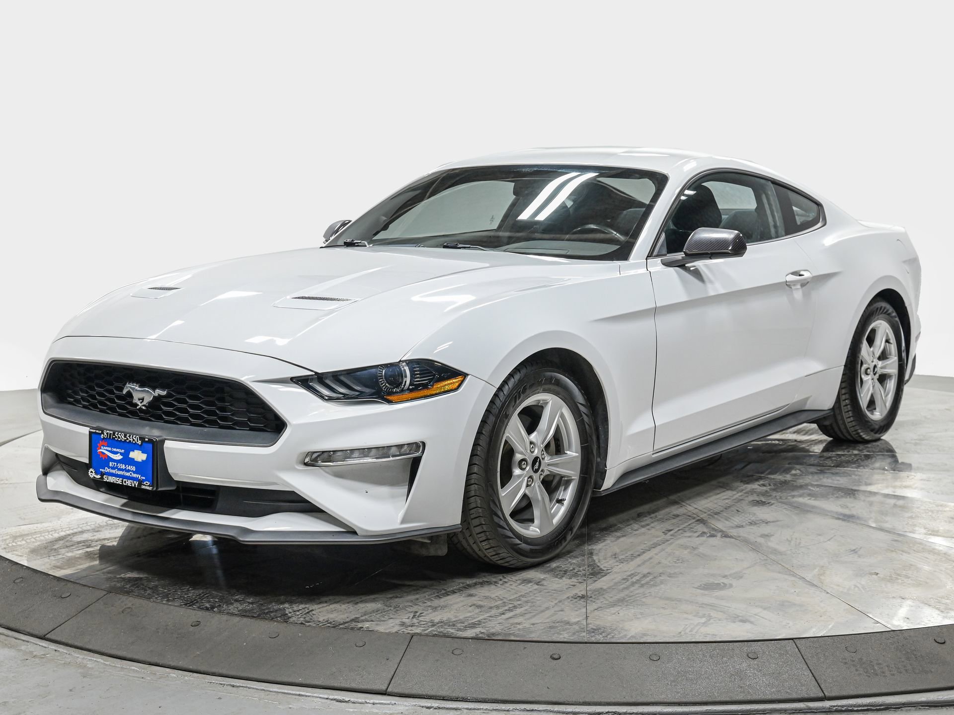 Used 2020 Ford Mustang Coupe RWD image 1