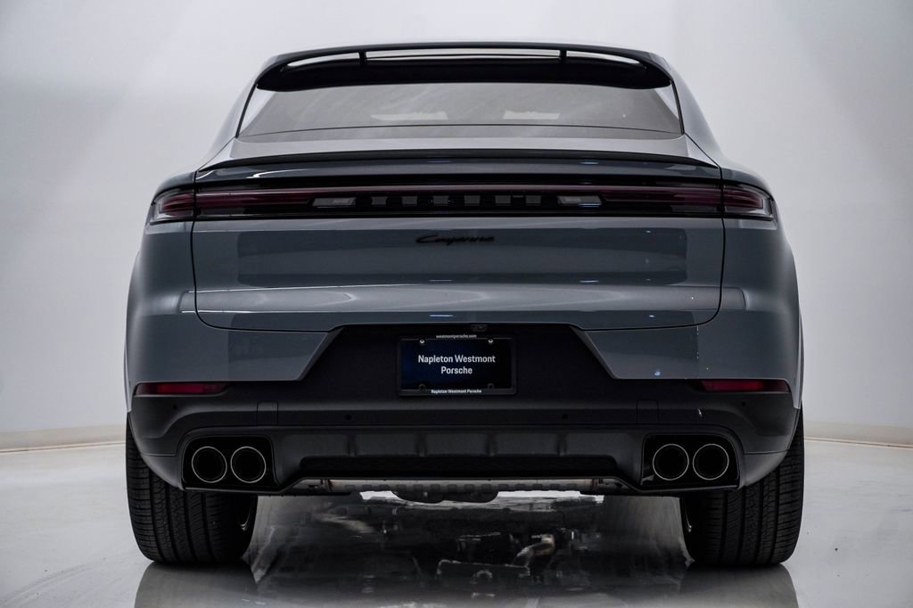 New 2026 Porsche Cayenne Coupe AWD/4WD image 10