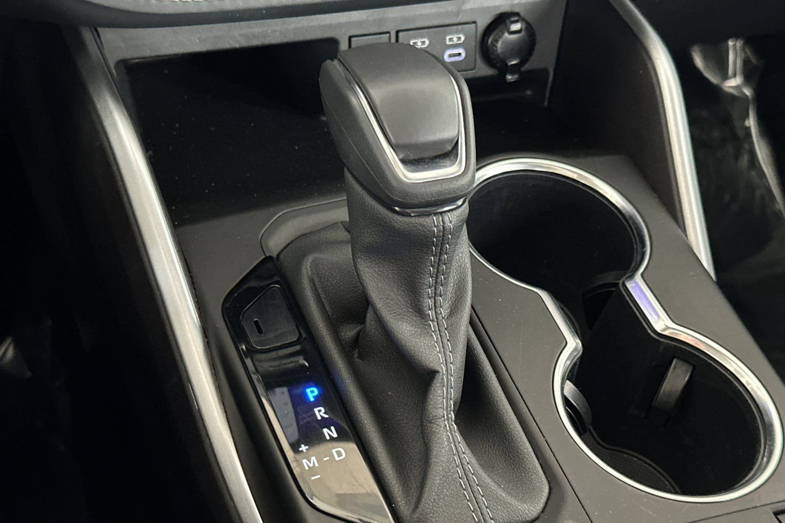 Certified 2024 Toyota Highlander XLE image 26