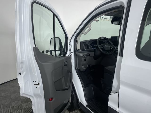 Used 2024 Ford Transit 350 XLT image 18
