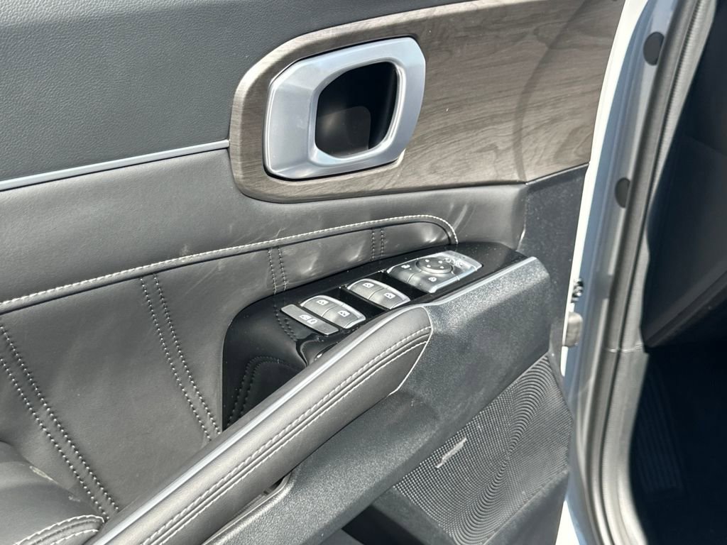 New 2026 Kia Sorento SX image 11