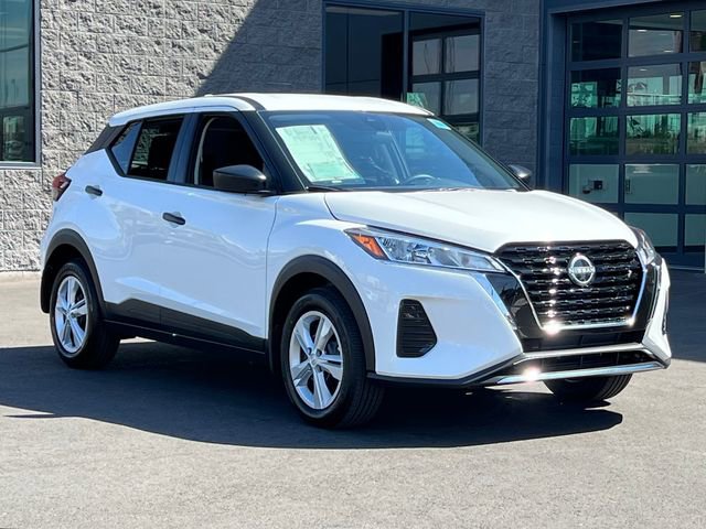 New 2025 Nissan Kicks Play S image 9