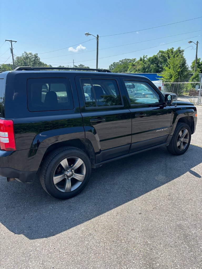 Used 2015 Jeep Patriot High Altitude AWD/4WD image 3