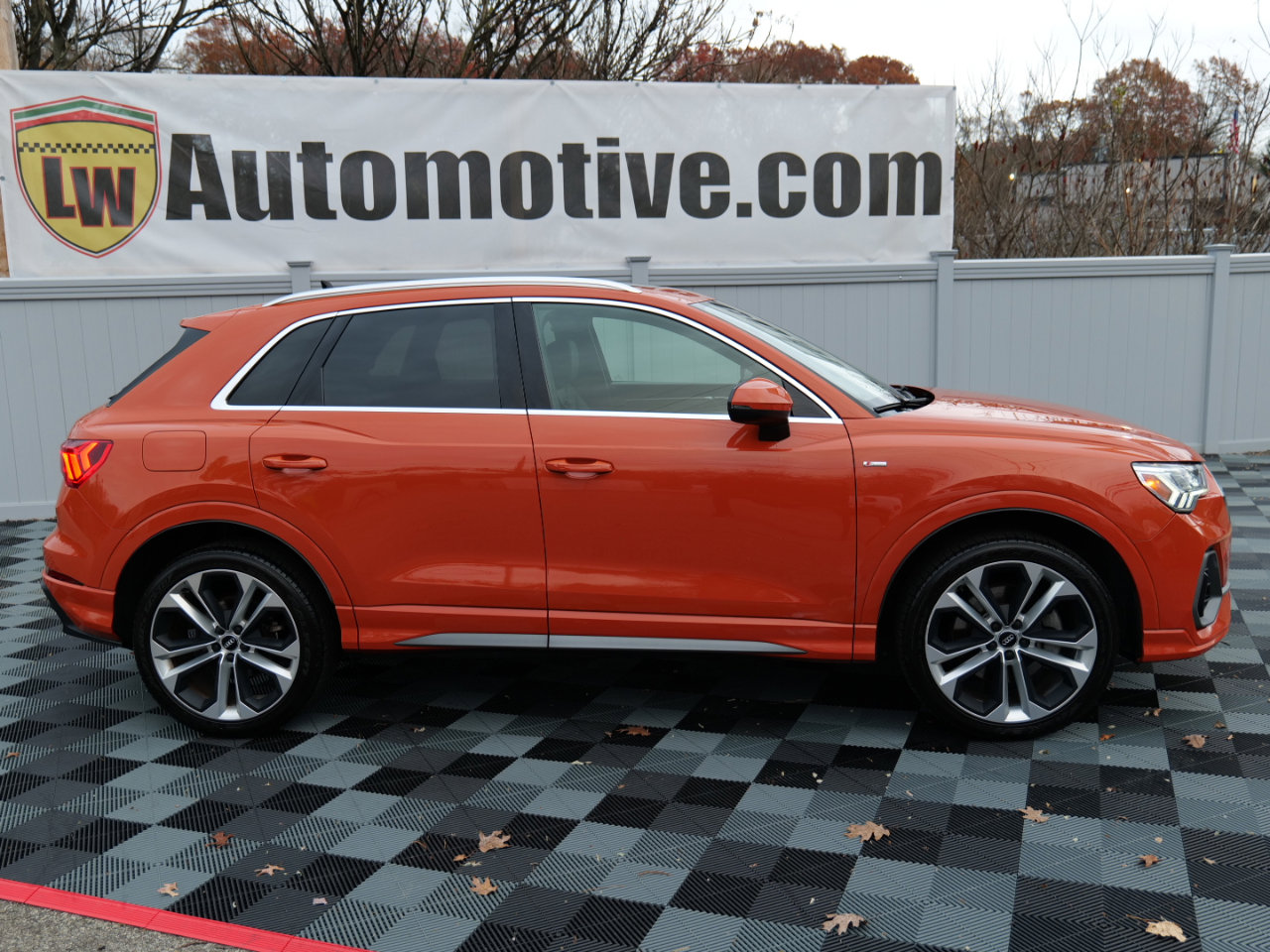 Used 2019 Audi Q3 2.0T Premium Plus w/ Premium Plus Package image 4