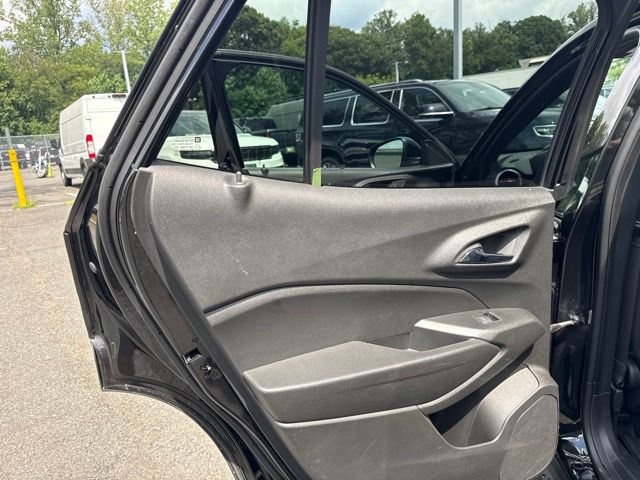 Used 2024 Chevrolet Trax RS w/ Driver Confidence Package FWD image 31