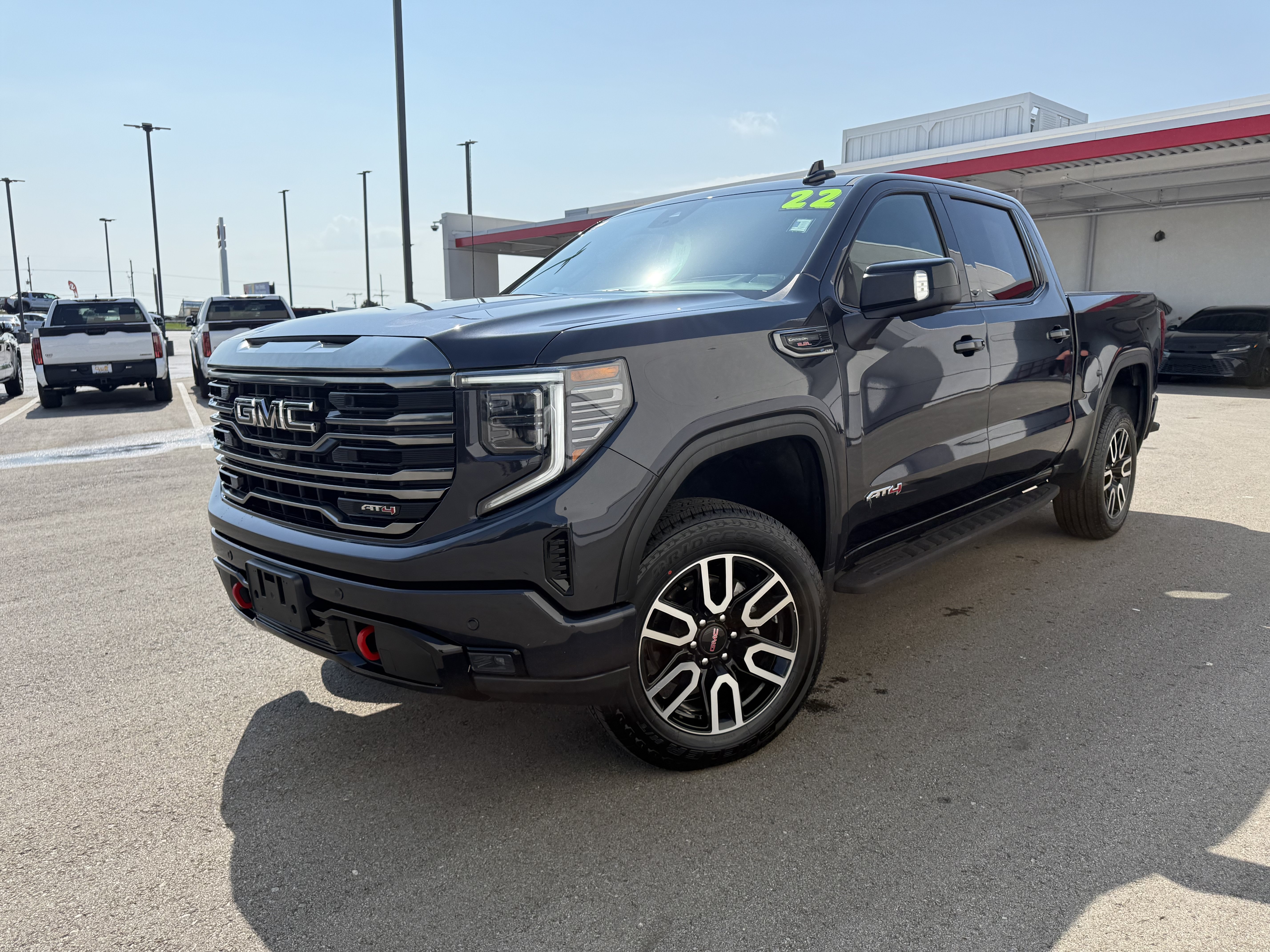 Used 2022 GMC Sierra 1500 AT4 w/ AT4 Premium Package AWD/4WD image 28