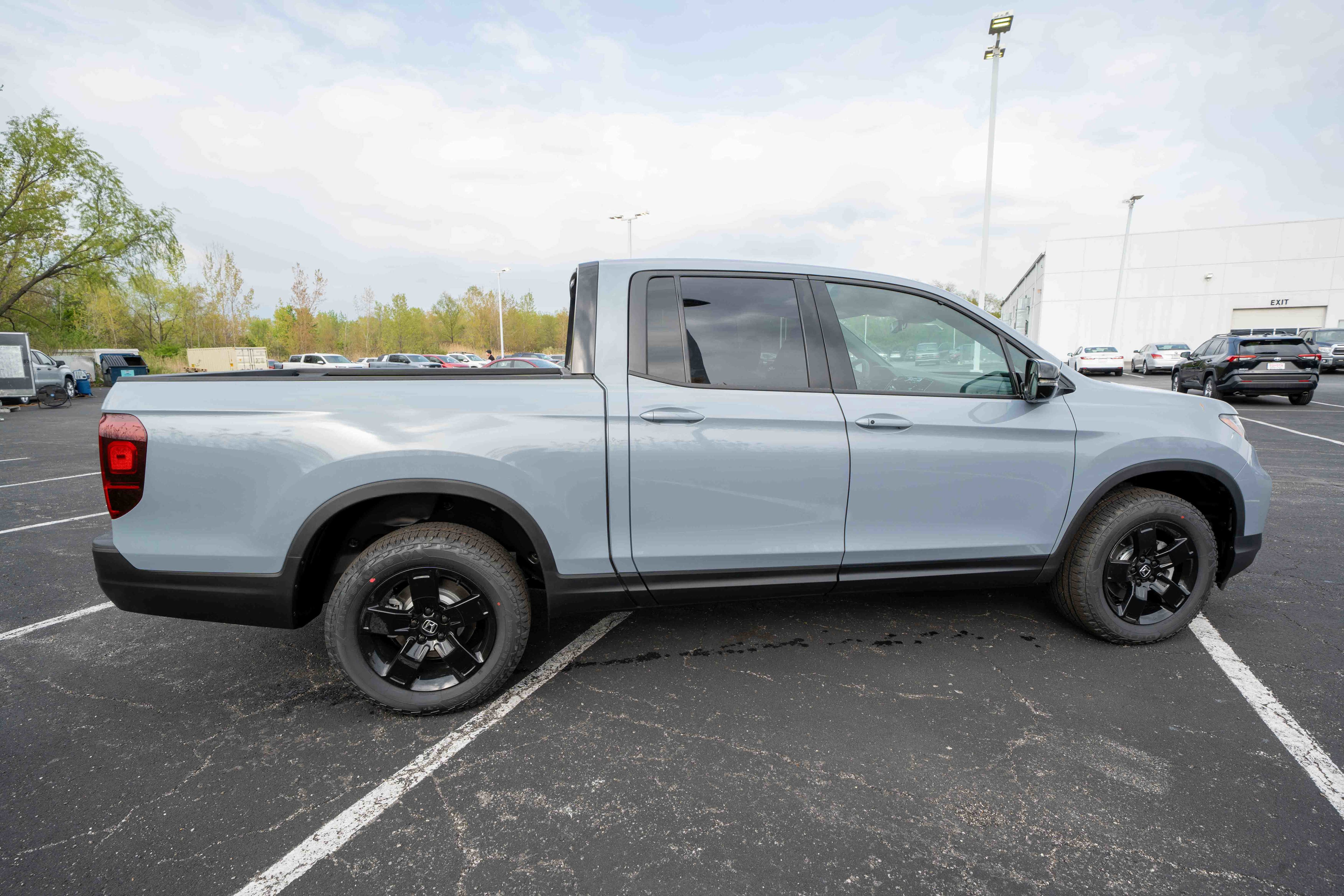 New 2026 Honda Ridgeline Black Edition image 6