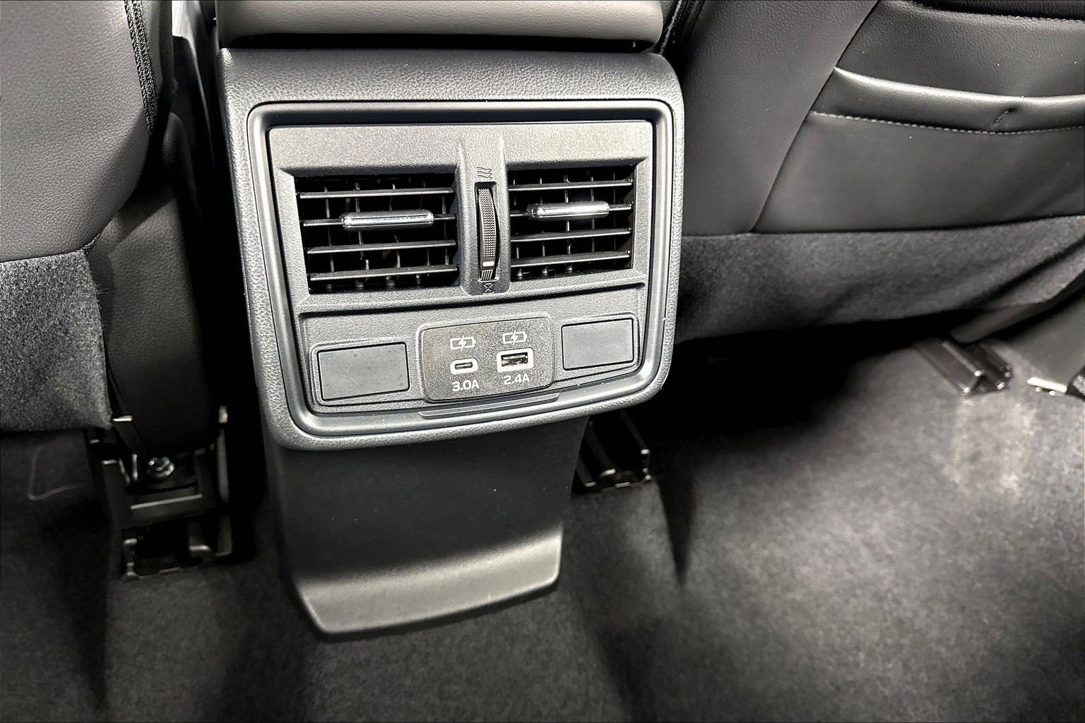 Certified 2025 Subaru Forester Premium AWD/4WD image 14