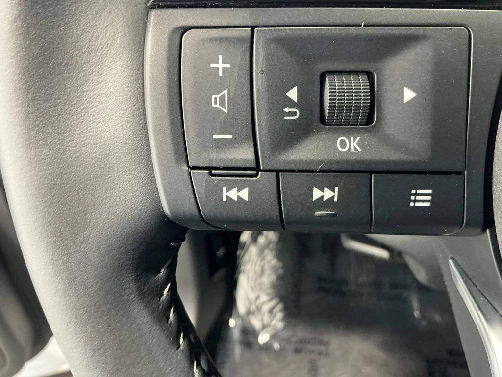 Used 2023 Nissan Rogue SV w/ SV Premium B Package FWD image 31