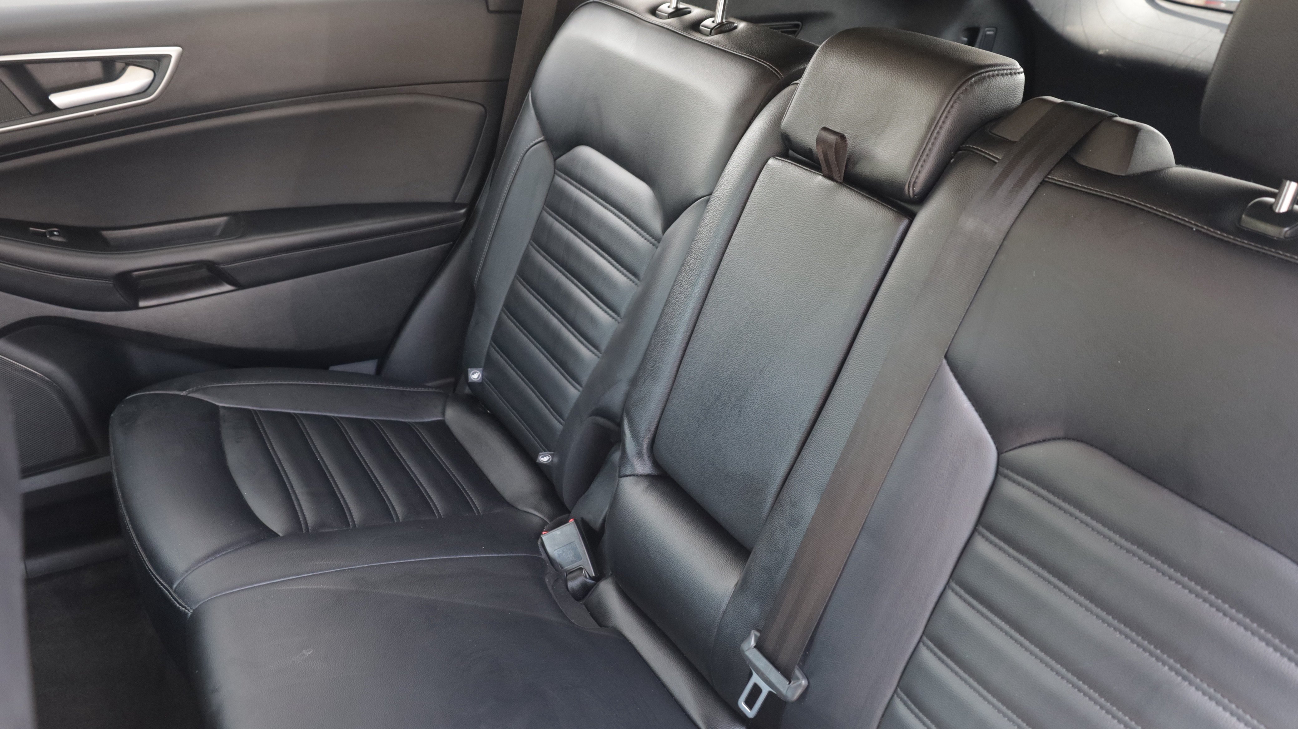 Used 2024 Ford Edge SEL AWD/4WD image 14