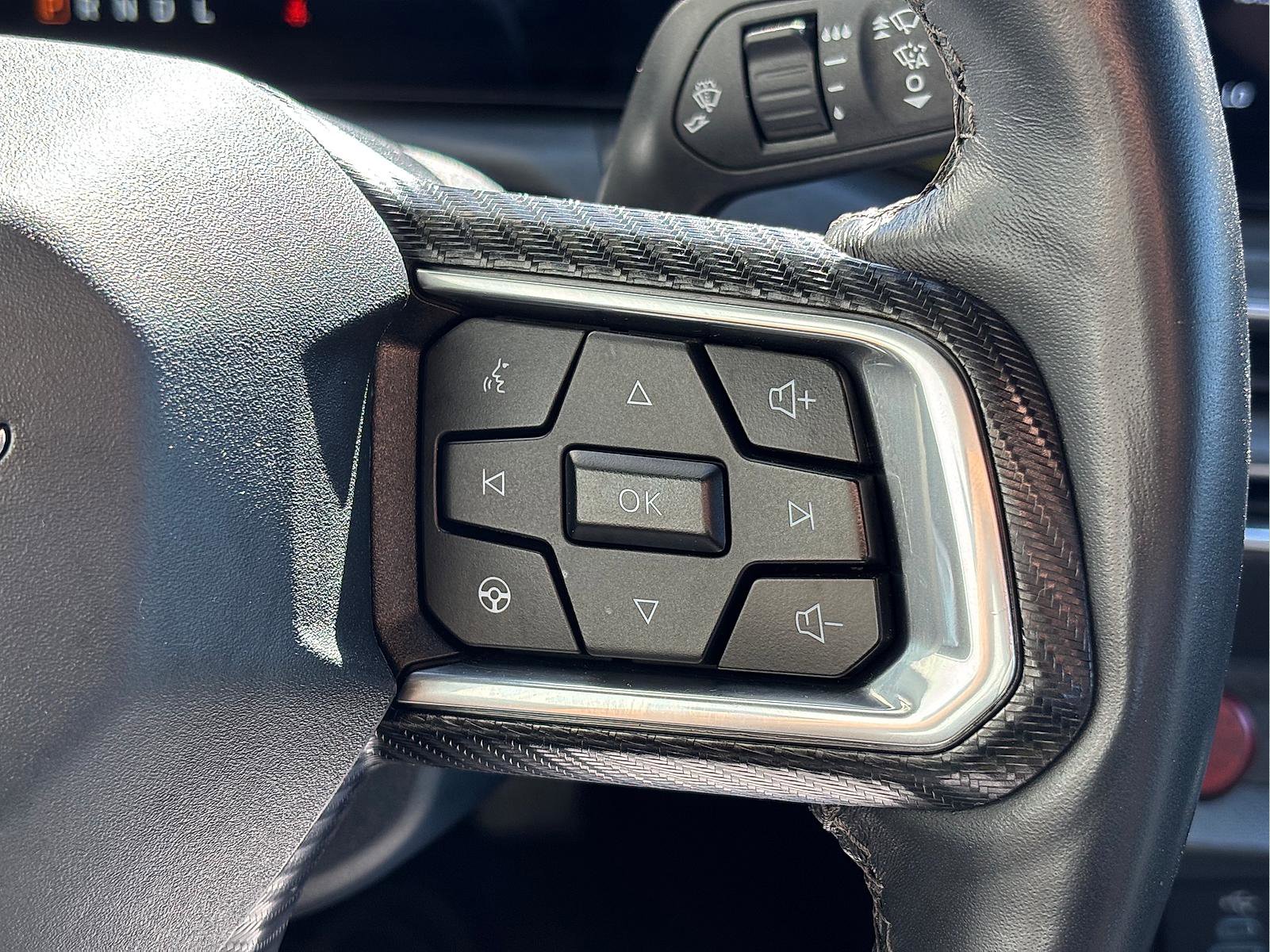 Used 2025 Ford Mustang Premium RWD image 37