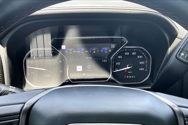 Used 2022 GMC Sierra 2500 AT4 w/ AT4 Premium Plus Package AWD/4WD image 12