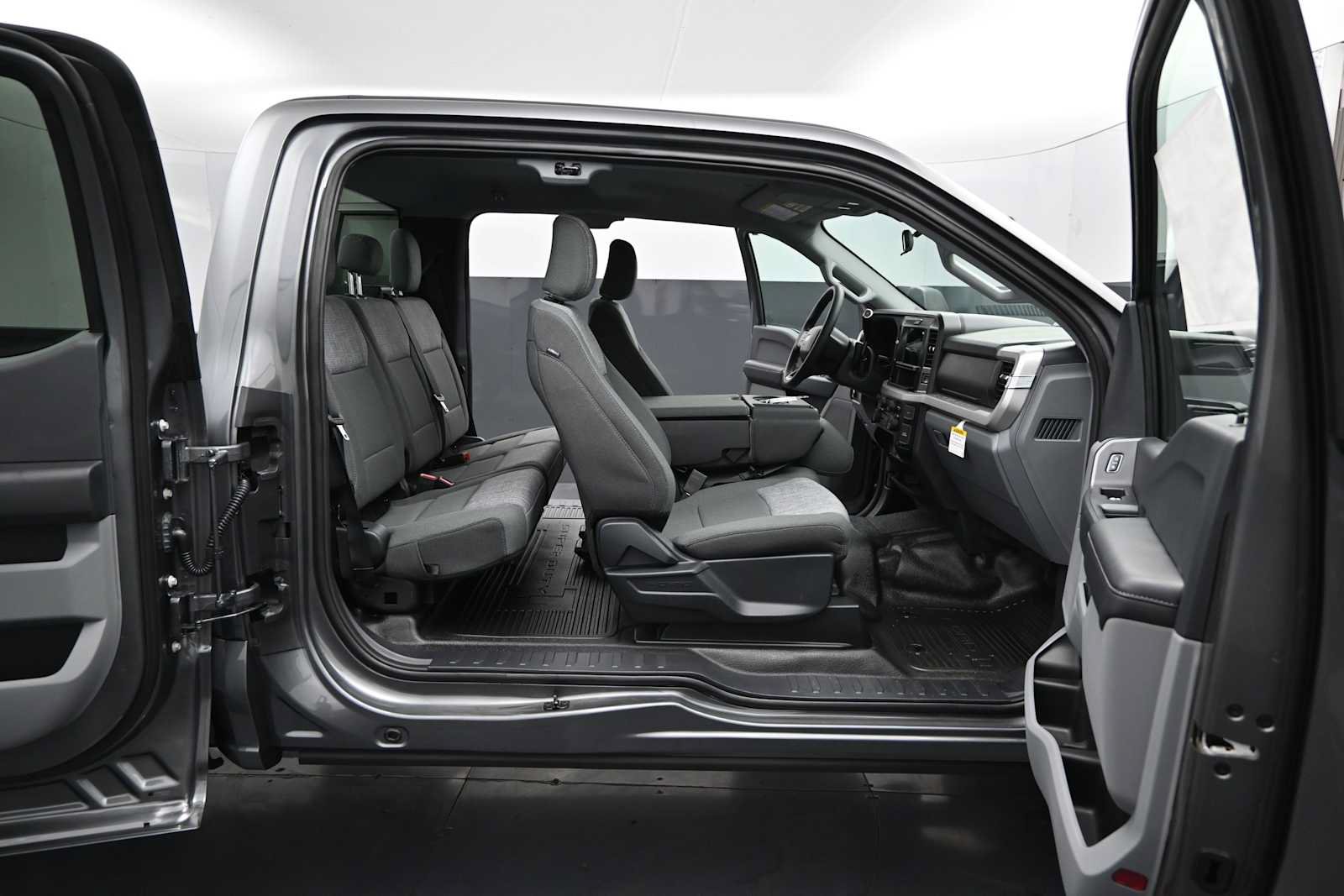 New 2026 Ford F350 XLT AWD/4WD image 14