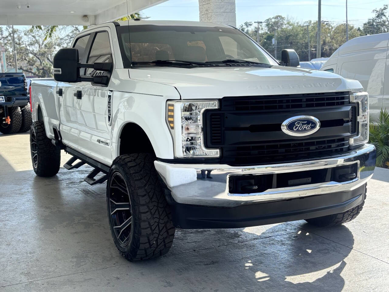 Used 2019 Ford F250 XL w/ Power Equipment Group AWD/4WD image 10