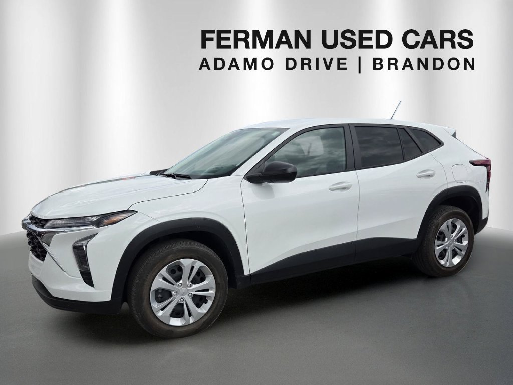Used 2024 Chevrolet Trax LS FWD image 1